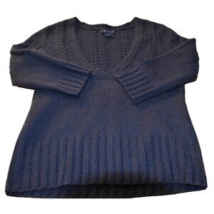 Express V-Neck Cable Knit Fitted Sweater, Merino Wool, Black, Medium, EGU